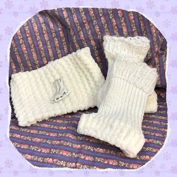 White Handmade Headband and Fingerless Gloves Set • NEW - Picture 2 of 3